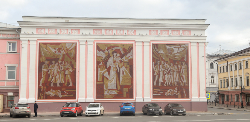 В Нижнем Новгороде завершена реставрация триптиха «Связь времён»