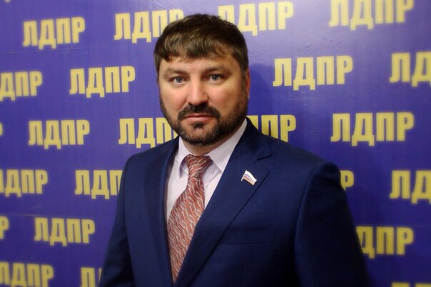 Депутата нижегородского заксобрания лишили гражданства