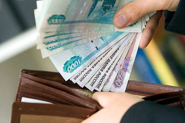 За год средняя зарплата в Нижегородской области выросла на 15%